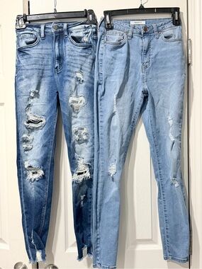 (2) Pair of Girls Distressed Skinny Jeans